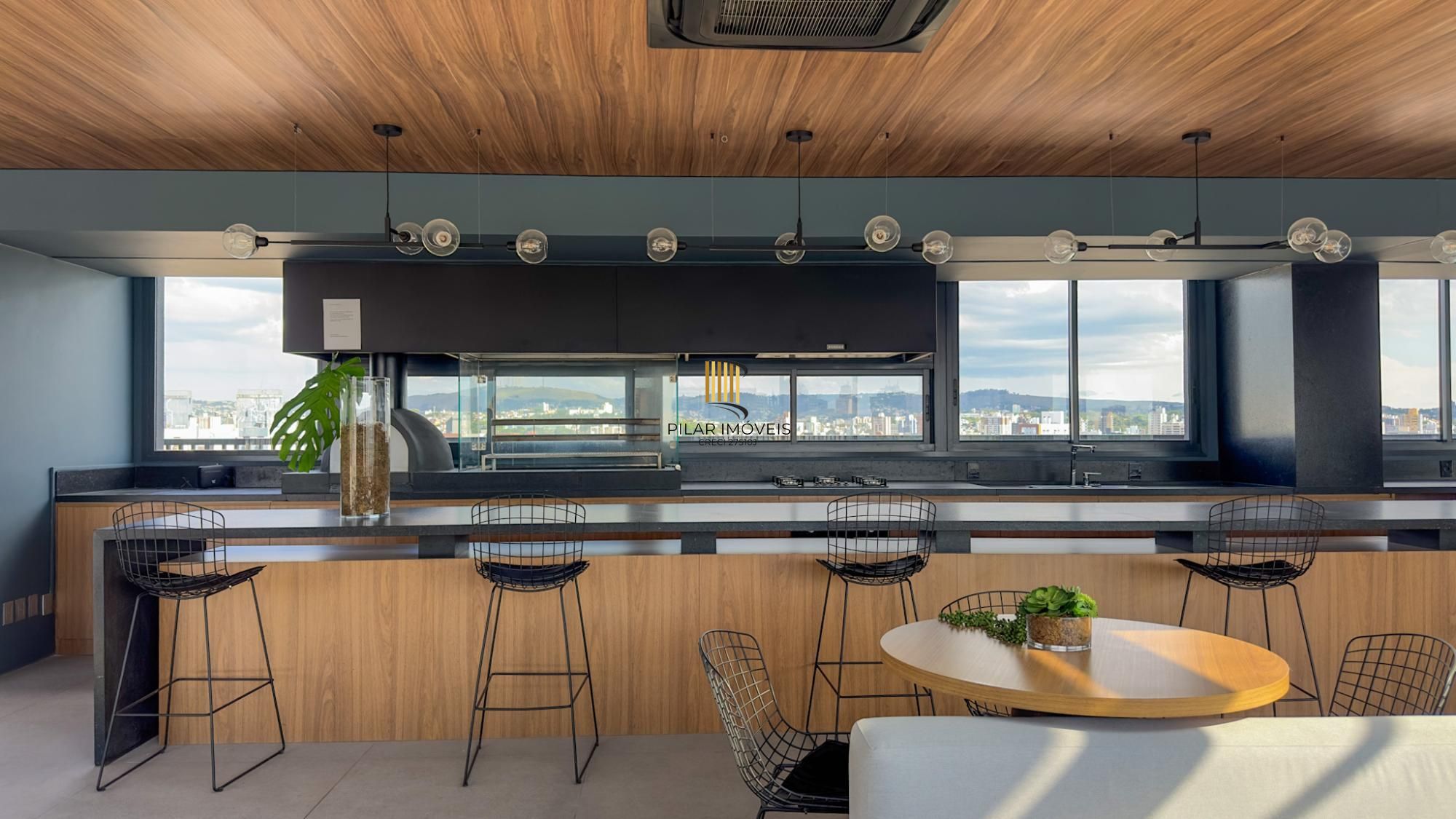 Apartamento no coração da Cidade Baixa em Porto Alegre de 3 Dormitórios