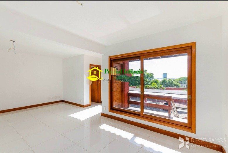 Casa Condominio para Venda - 395m², 3 dormitórios, sendo 1 suites, 3 vagas - Cri