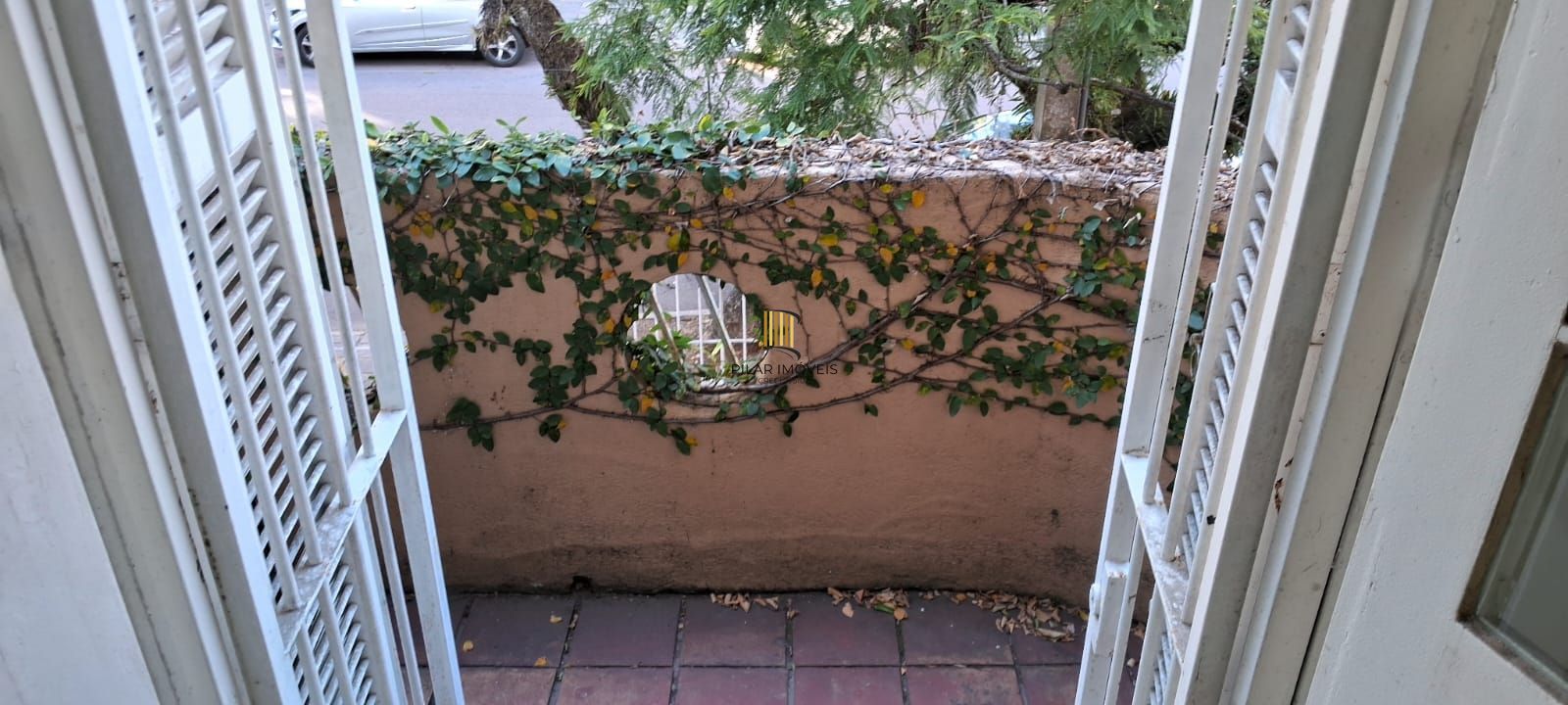 Casa Comercial Reformada no Bairro Rio Branco