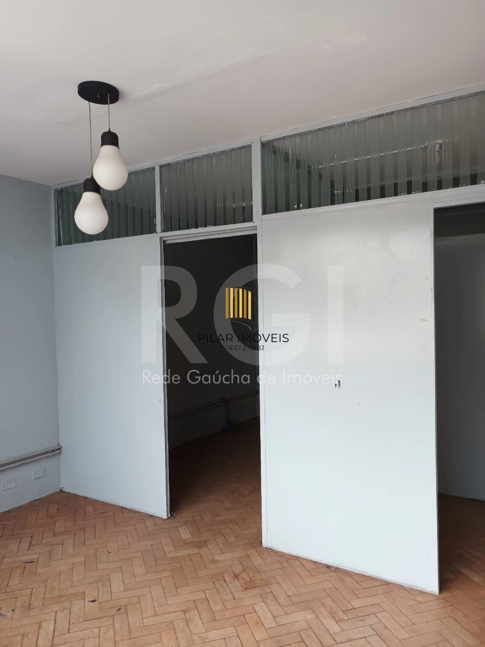 Conjunto/Sala para Venda - 85m², 0 dormitórios, Centro