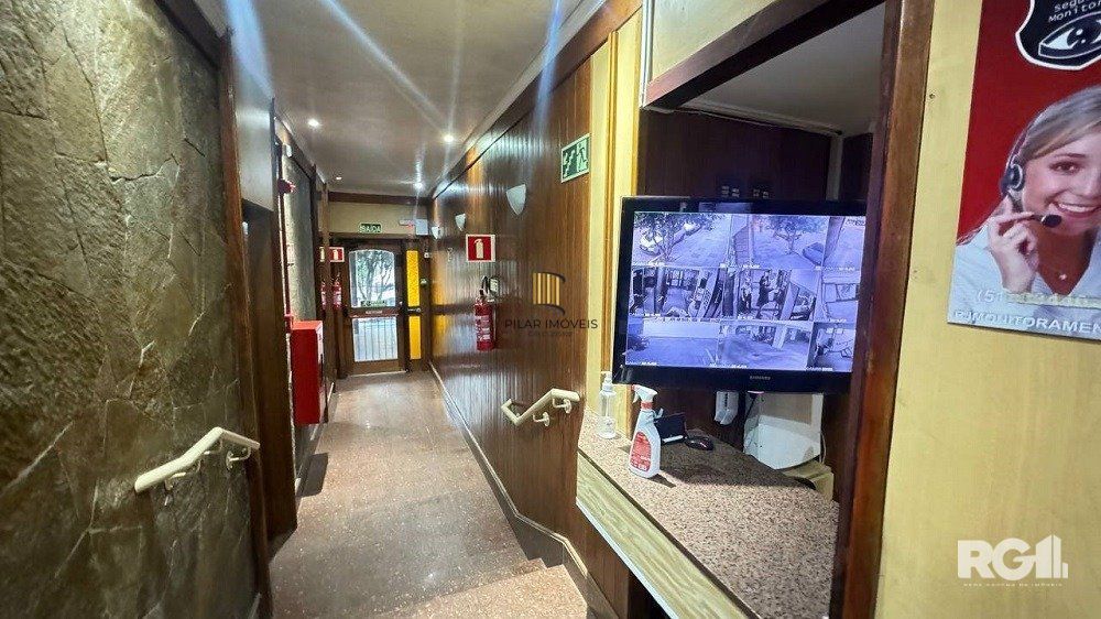 APARTAMENTO DE 3 DORMITÓRIOS COM VAGA DE GARAGEM NO CENTRO HISTÓRICO.