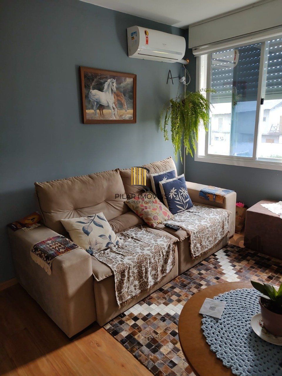 Ótimo apartamento 2 dormitórios de fundos, com garagem, bairro Cavalhada-Porto A