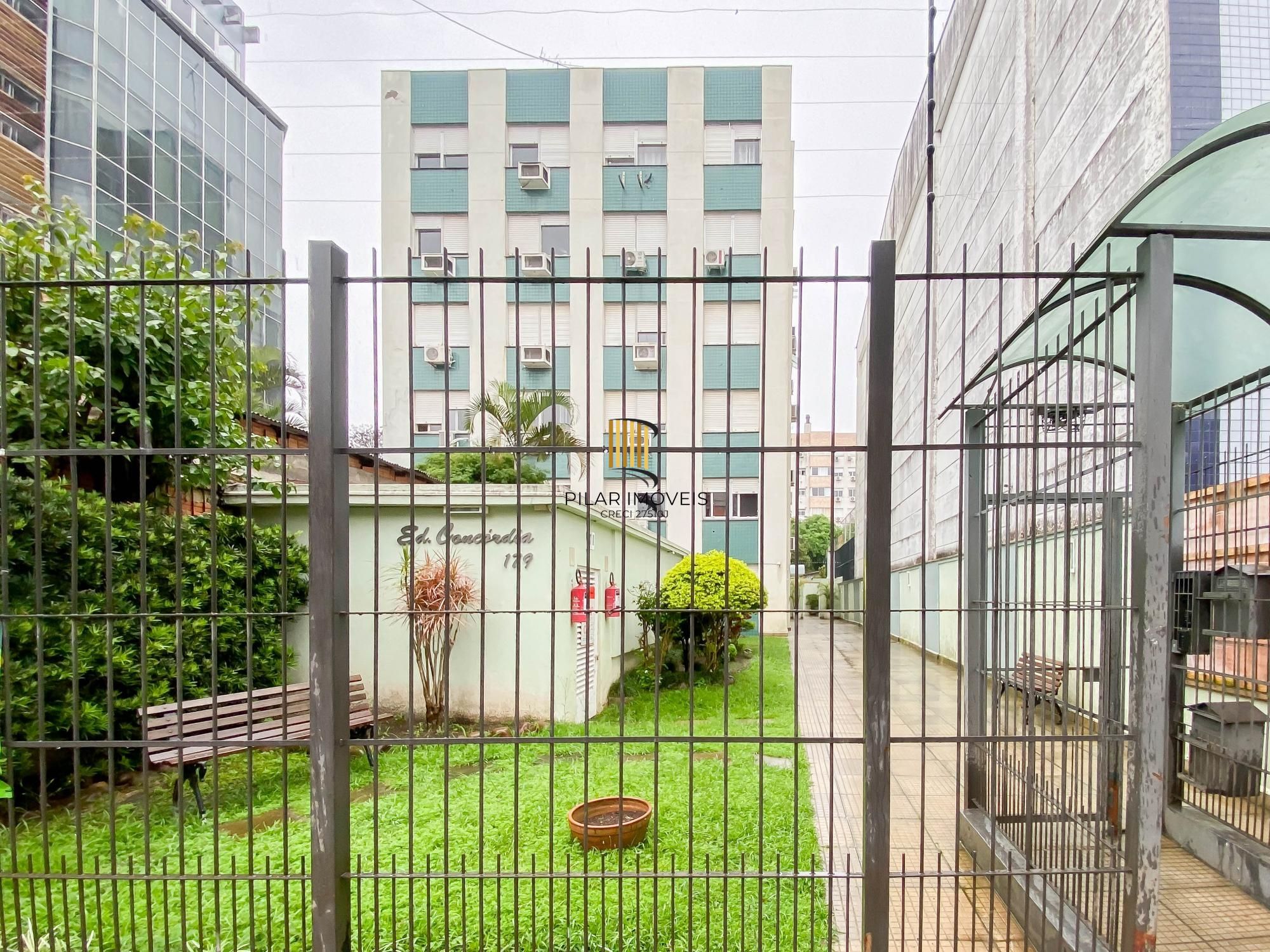 Apartamento 2 Dormitórios à Venda na Cidade Baixa – 75m², Pronto para Morar