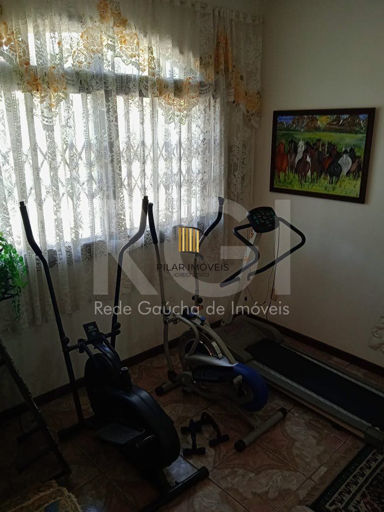 Casa para Venda - 750m², 6 dormitórios, sendo 3 suites, 4 vagas - Partenon