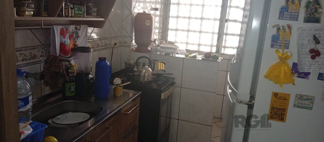 Apartamento 2 dormitórios , terreno elevado, lateral, bairro cidade baixa- Porto