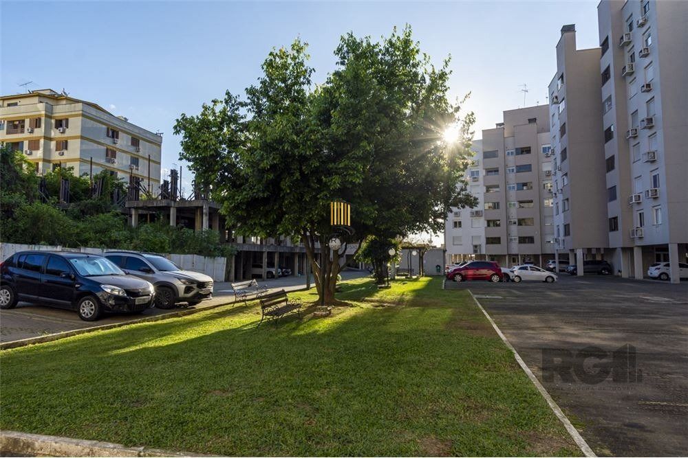 residencial porto canoas -Apartamento com sacada aberta,piscina ,vaga