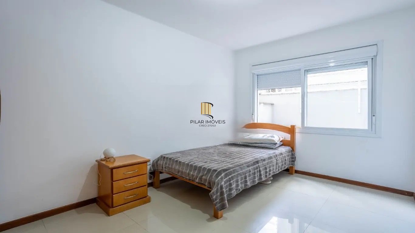 Apartamento de 2 dormitórios no centro histórico de Poa