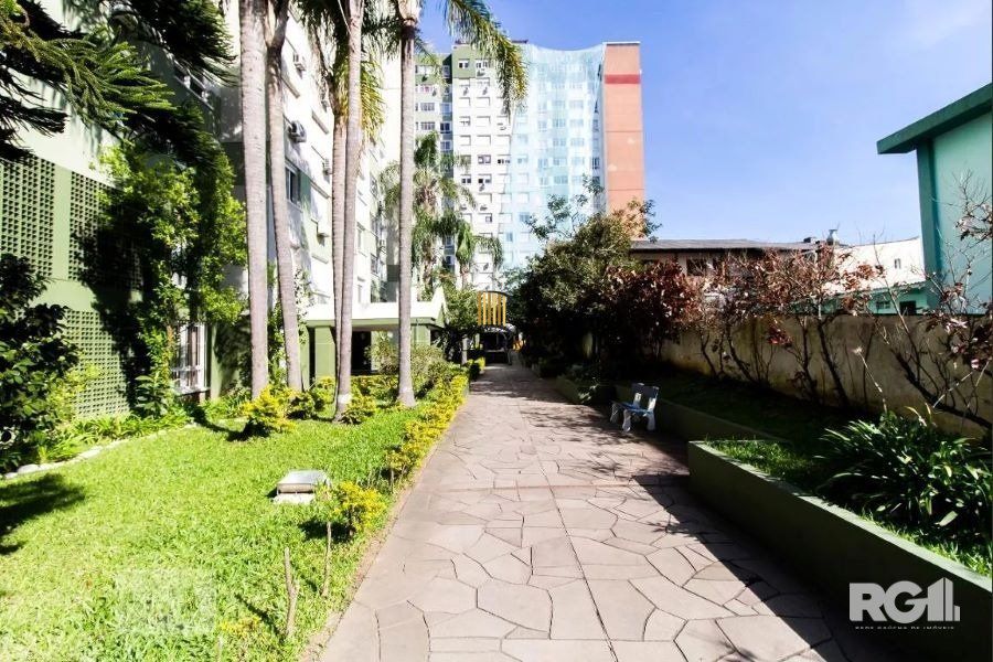 Apartamento 3 dormitórios de frente - 1 vaga garagem - ed. com elevador.