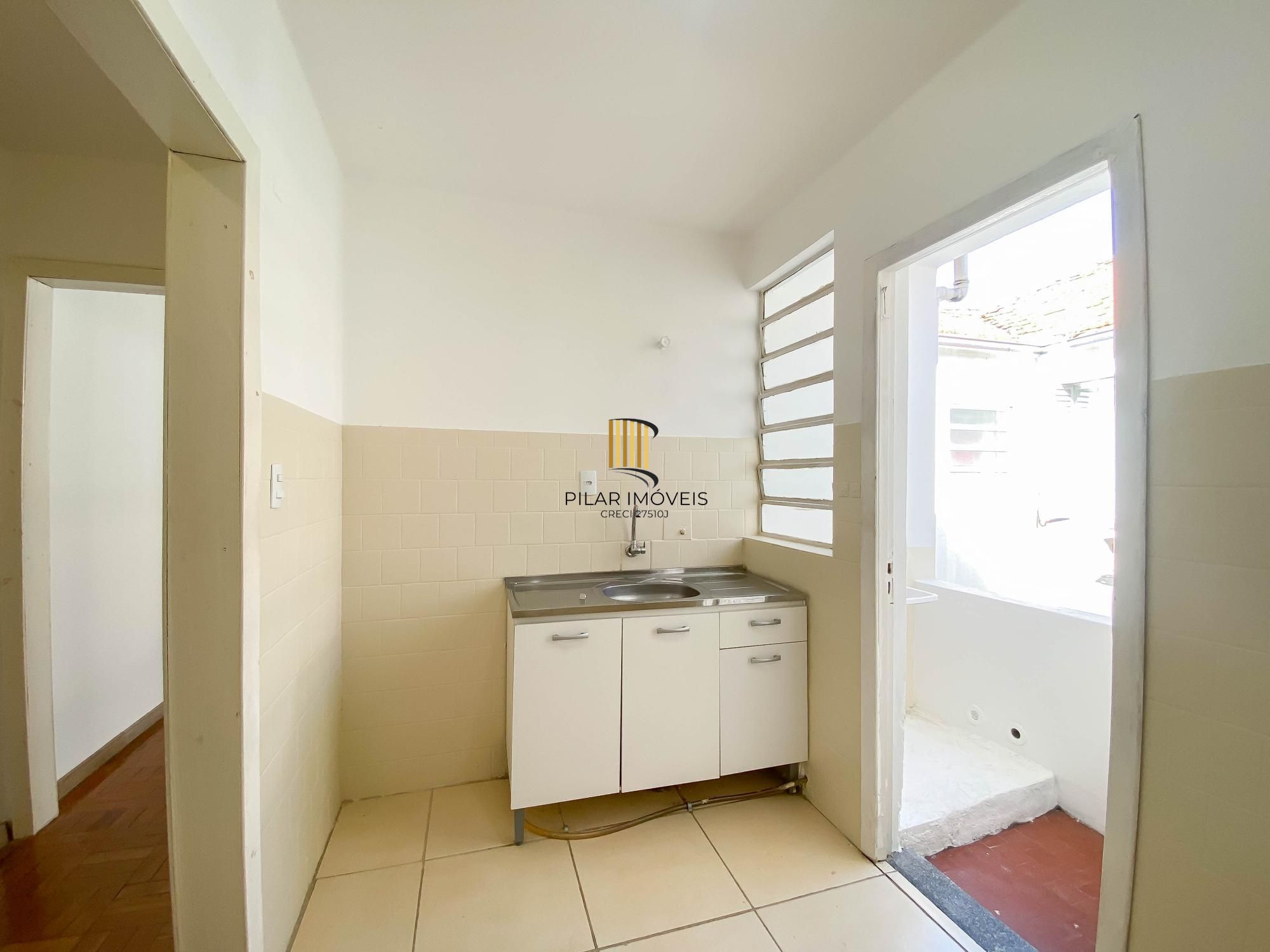 APARTAMENTO 2 DORMITÓRIOS - BAIRRO AZENHA