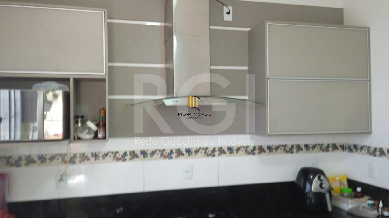 Casa para Venda - 90m², 3 dormitórios, 4 vagas - Maria Regina