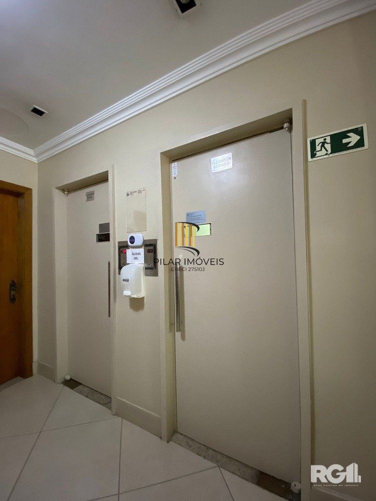 Apartamento à venda em Porto Alegre - 3 quartos - Santana