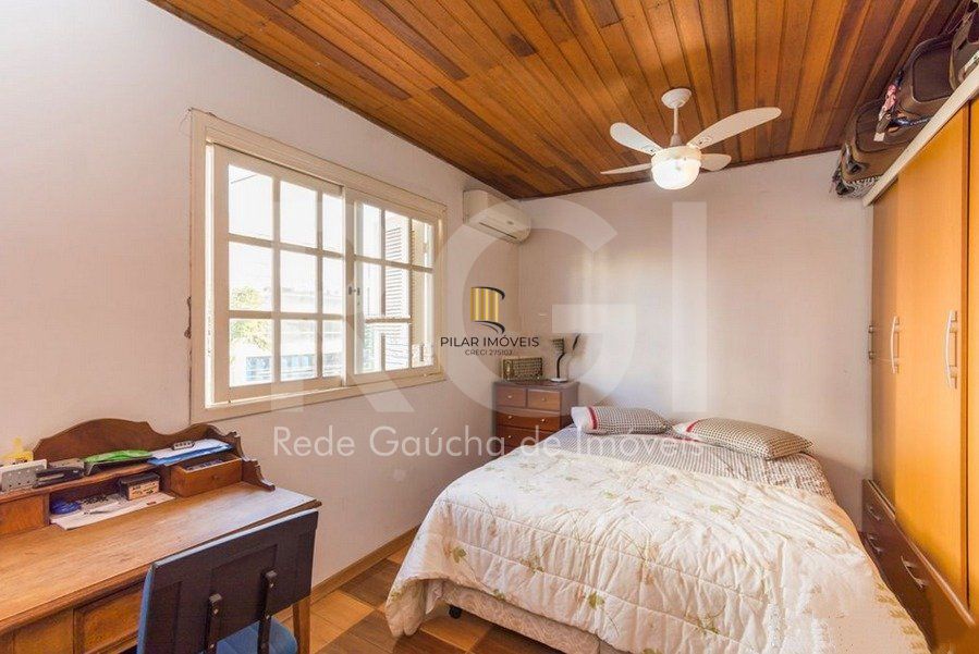 Casa 3 dormitórios à venda Menino Deus Porto Alegre/RS