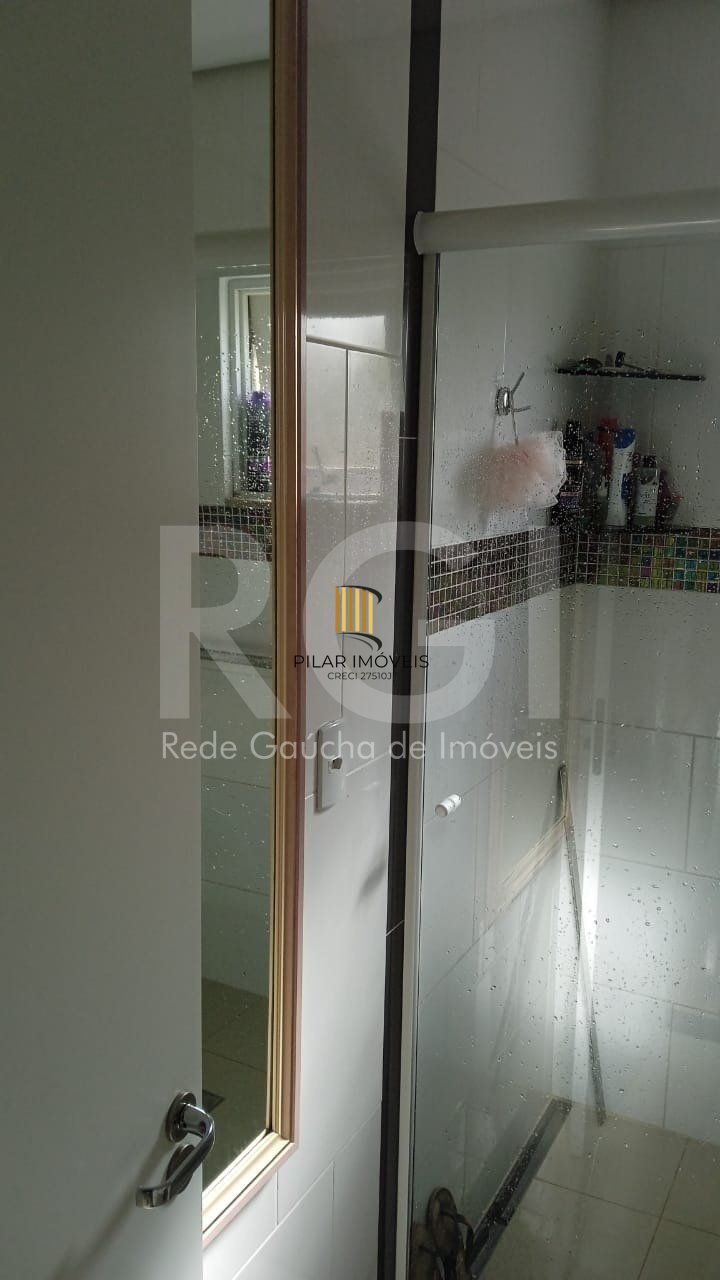 Casa para Venda - 90m², 3 dormitórios, 4 vagas - Maria Regina