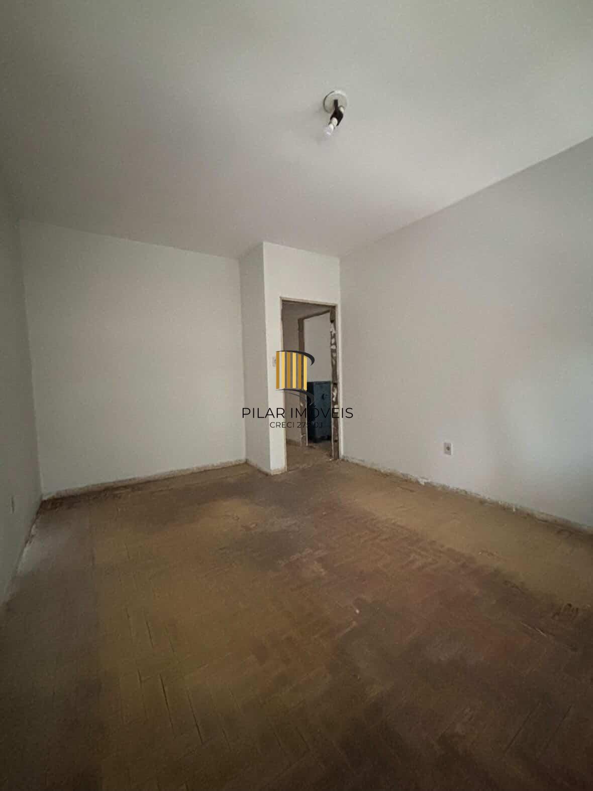 Apartamento 3 dormtórios de frente  bairro Bom Fim- Porto Alegre