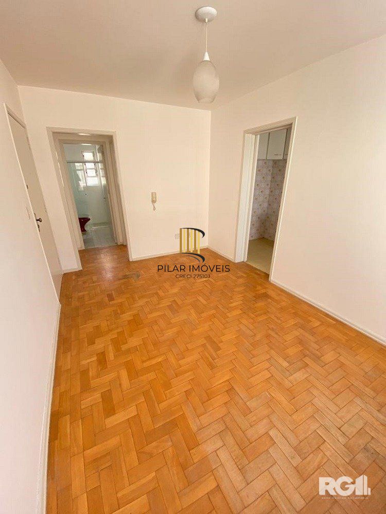 APARTAMENTO 1 DORMITÓRIO NA CIDADE BAIXA, PORTO ALEGRE  Cód.  366778-RP