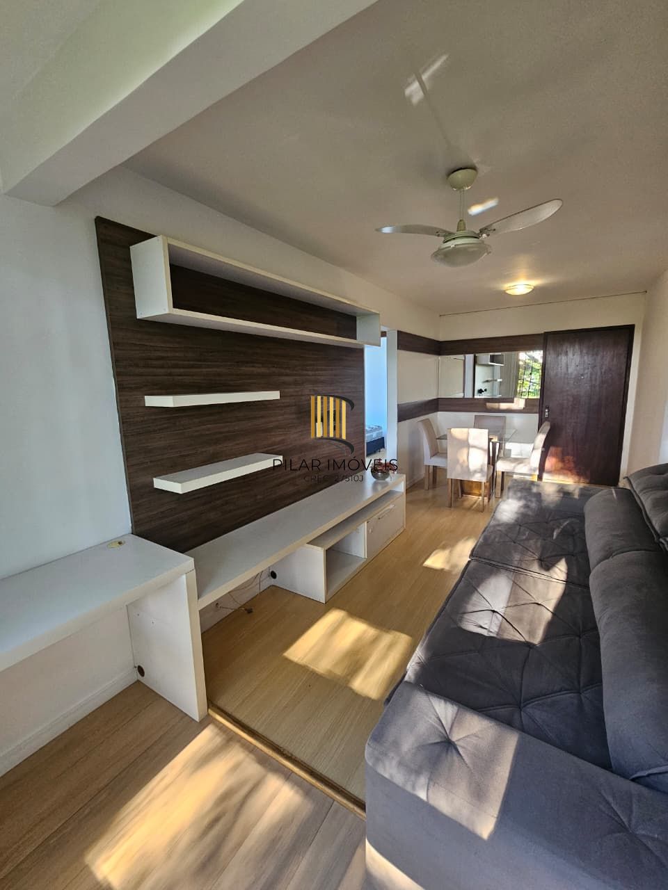 Apartamento-02-Garagem-Bairro Medianeira.