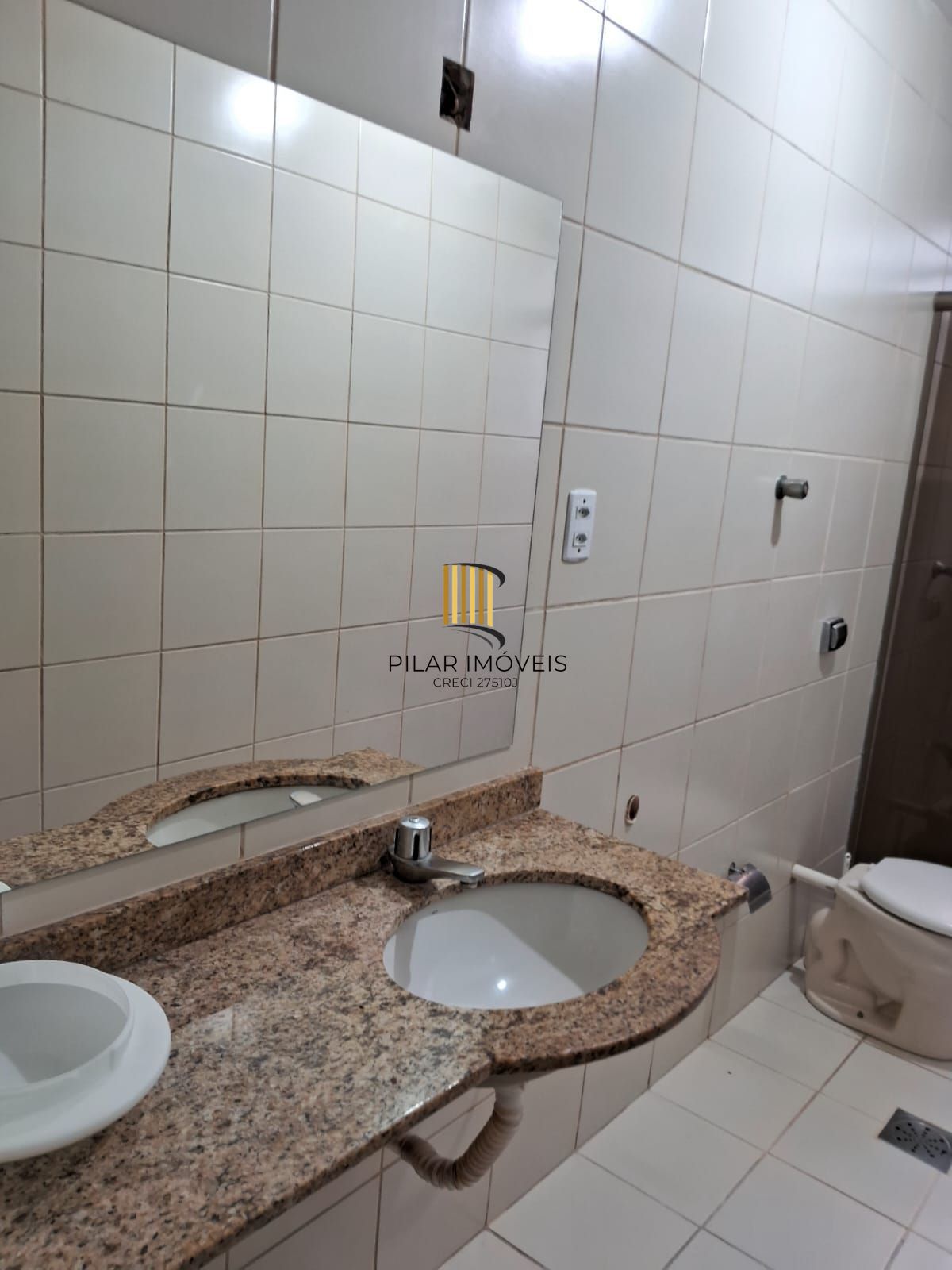 Apartamento 01 dormitório, desocupado na Cidade Baixa!