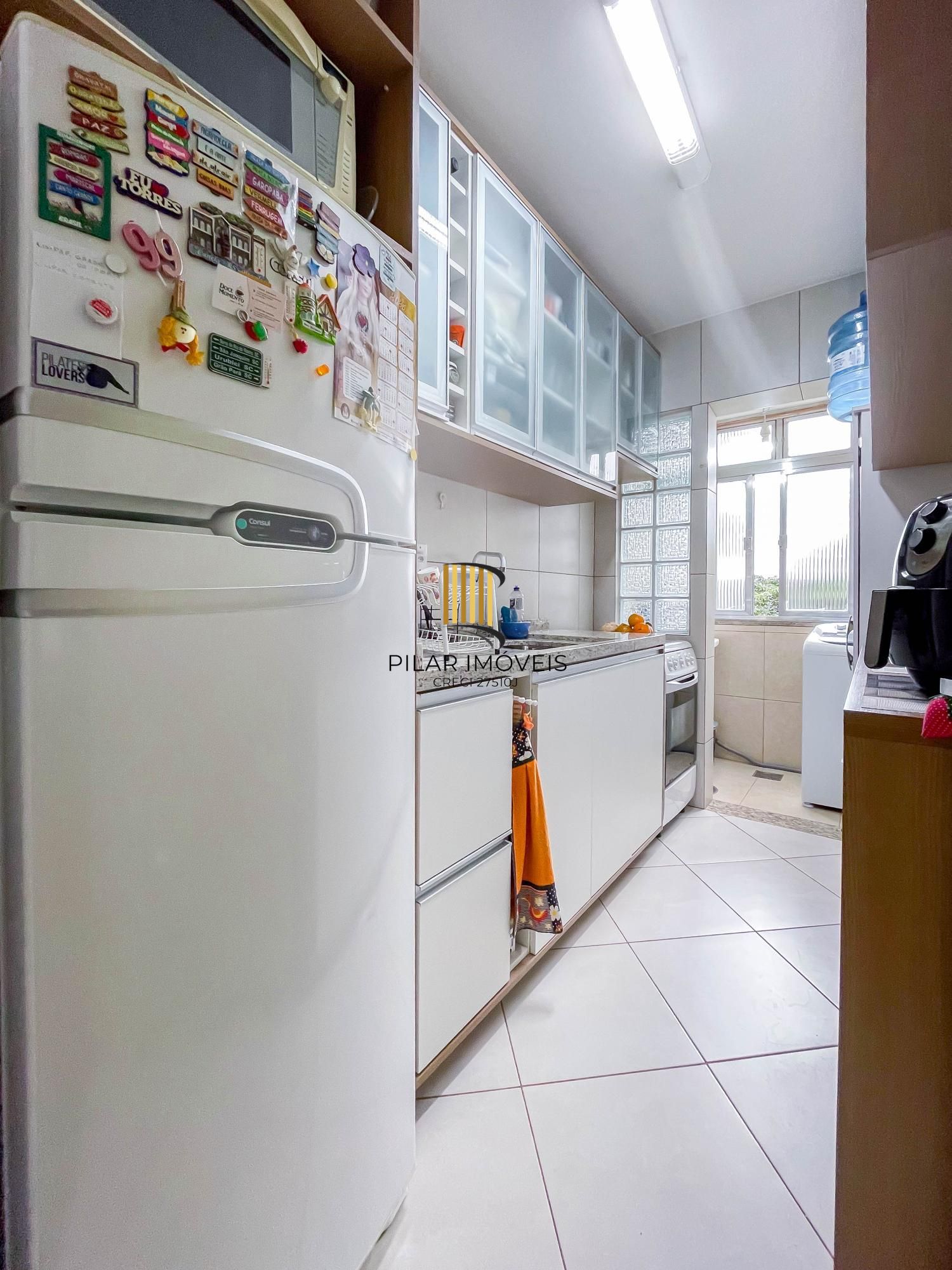 APARTAMENTO 1 DORMITÓRIO, SACADA, 1 VAGA - BAIRRO SÃO SEBASTIÃO
