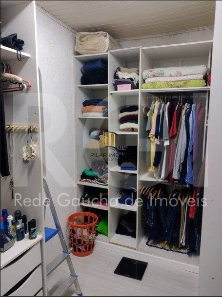 Casa à venda com 3 quartos e garagem 2 carros!