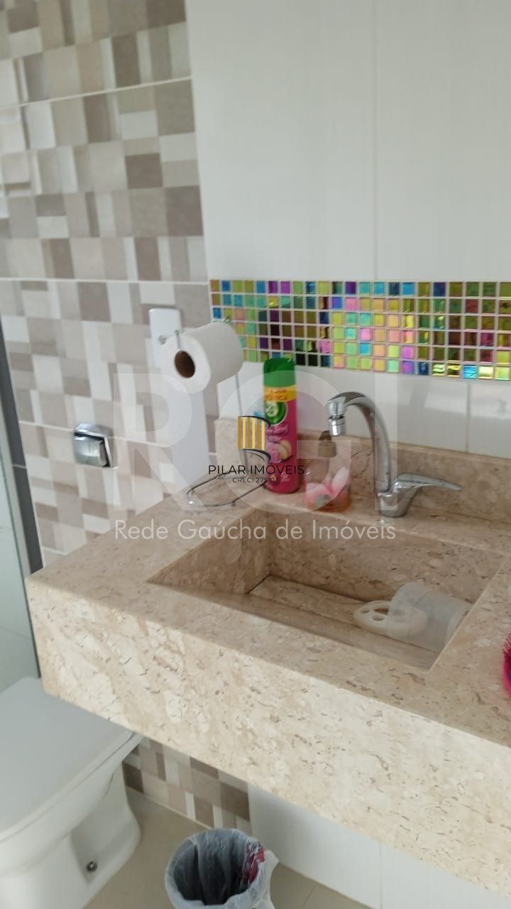 Casa para Venda - 90m², 3 dormitórios, 4 vagas - Maria Regina