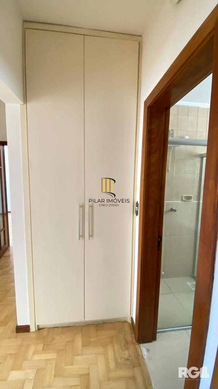 APARTAMENTO 3 DORMITÓRIOS WC AUXILIAR. CÓD. RP389992