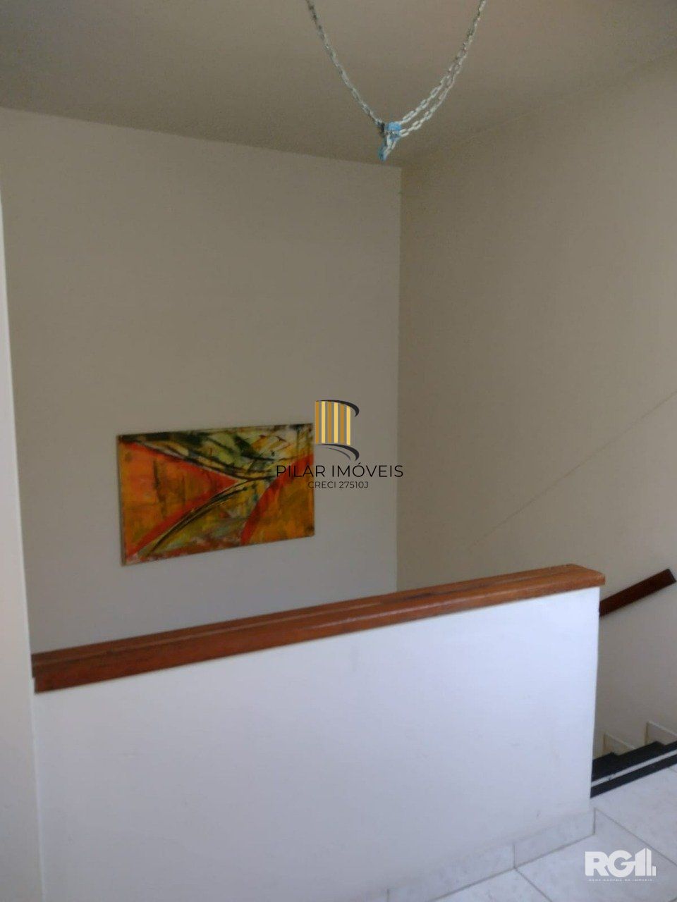 Apartamento de 2 dormitórios,  sala, cozinha, área de serviço separada, banheiro social