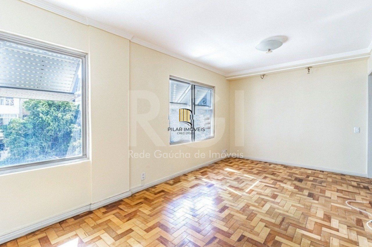 Apartamento 2 quartos com garagem na Cidade Baixa