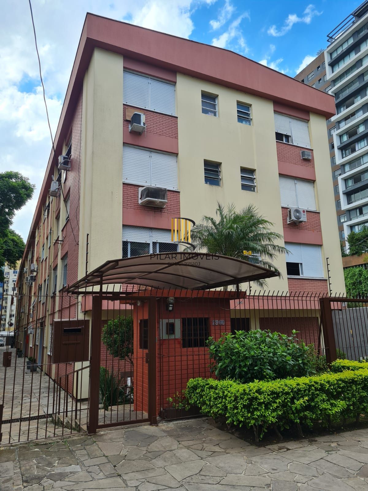 Apartamento à Venda na Anita Garibaldi – 2 Dormitórios, Vaga de Garagem e 71,71 m²