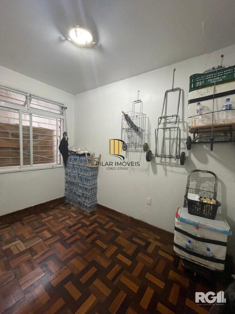 APARTAMENTO DE 2 DORMITÓRIOS NO CENTRO HISTÓRICO.