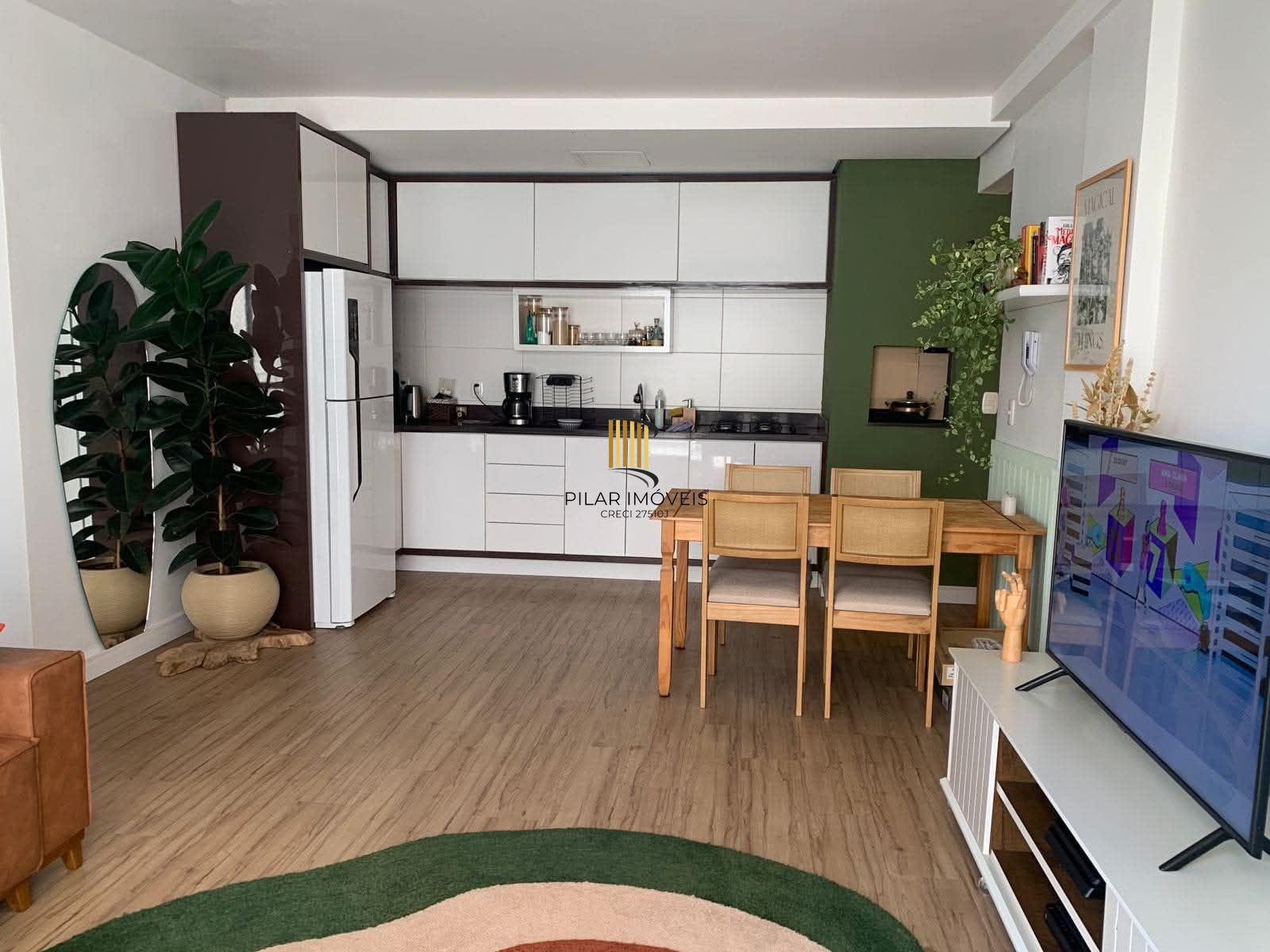 APARTAMENTO DE 2DORMITÓRIOS COM VAGA DE GARAGEM, EM PRÉDIO COM EXCELENTE PADRÃO CONSTRUTIVO.
