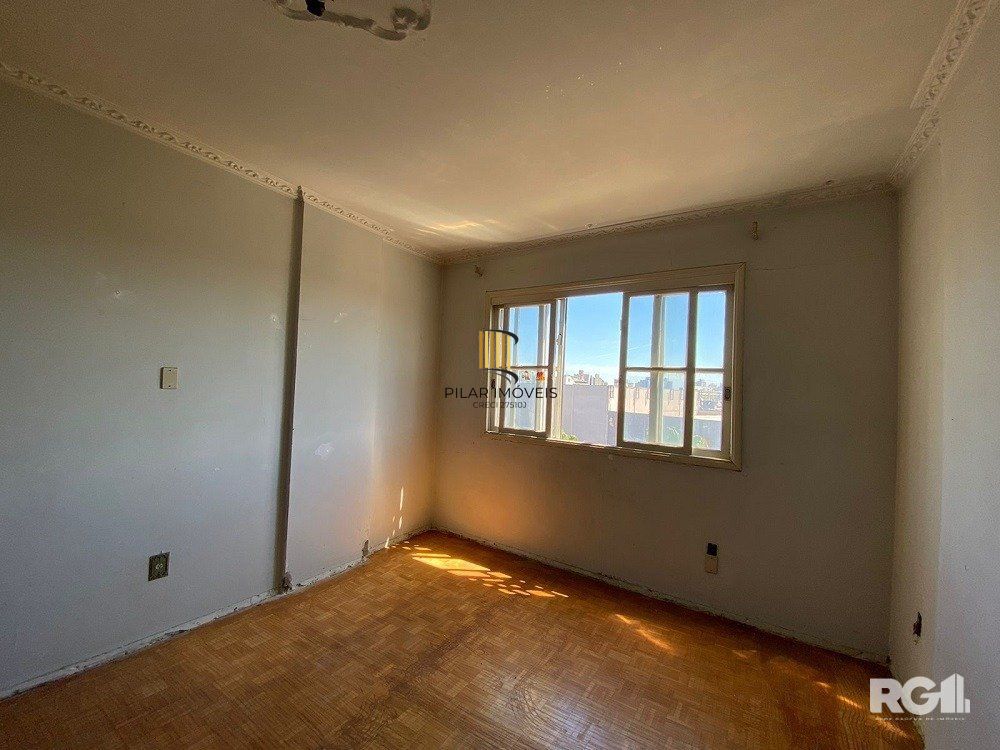 Apartamento à venda em Porto Alegre - 3 quartos - Santana