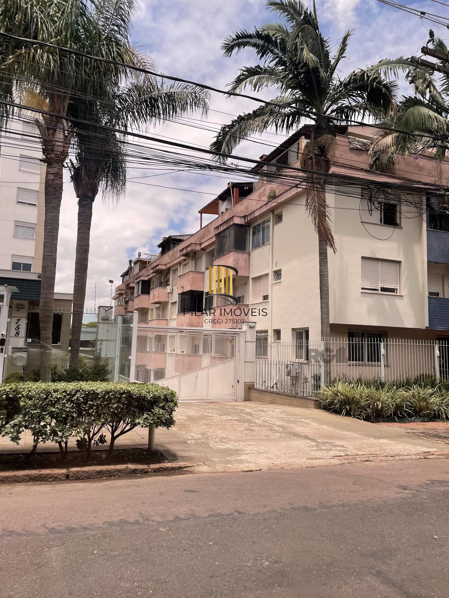 Apartamento para Venda - 52m², 1 dormitório, 1 vaga - Passo da Areia