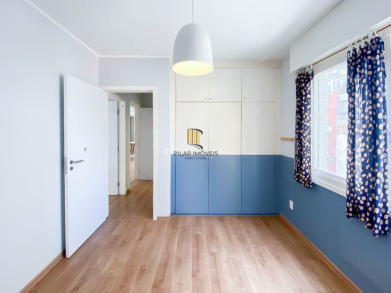 Apartamento 2 Dormitórios com Vaga Coberta e Cozinha Planejada no Bom Fim