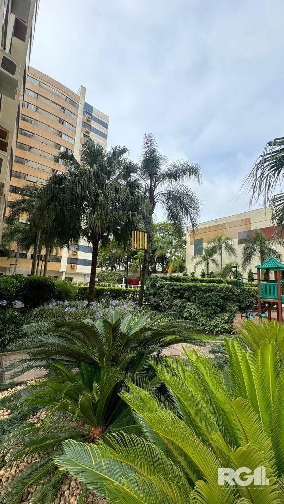 APARTAMENTO SEMI MOBILIADO - 3  DORM COM  GAR - CÓD. RP390648