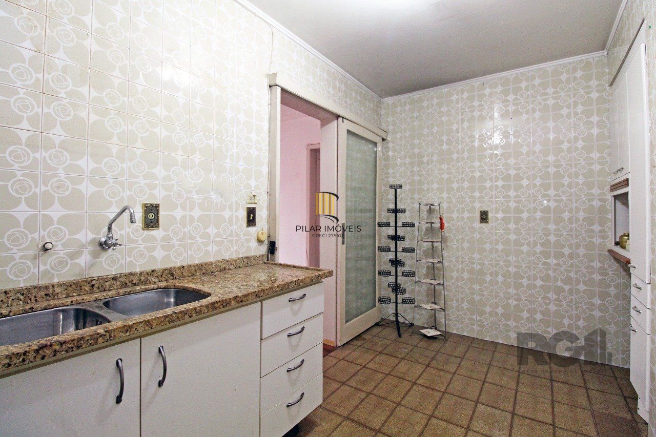 Apartamento para Venda - 108.16m², 3 dormitórios, sendo 1 suites, Cidade Baixa