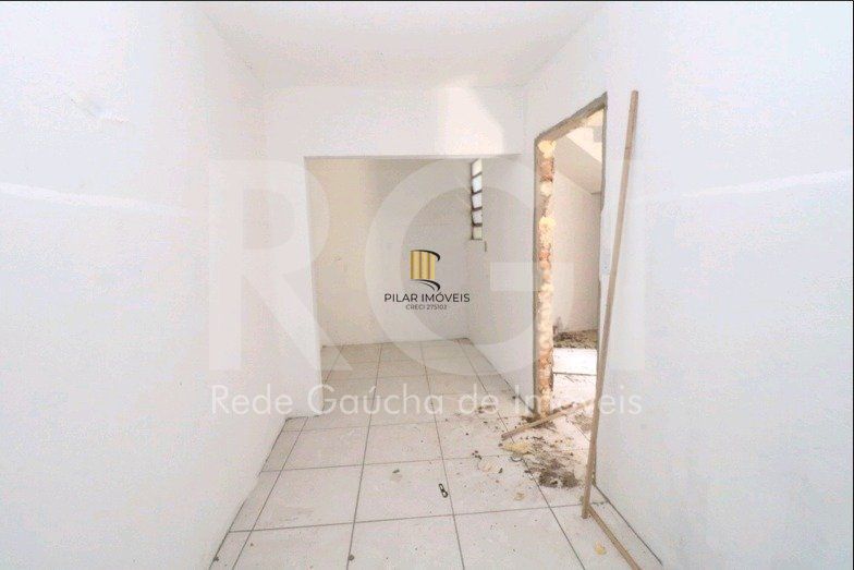 Casa para Venda - 280m², 3 dormitórios, 4 vagas - Cidade Baixa