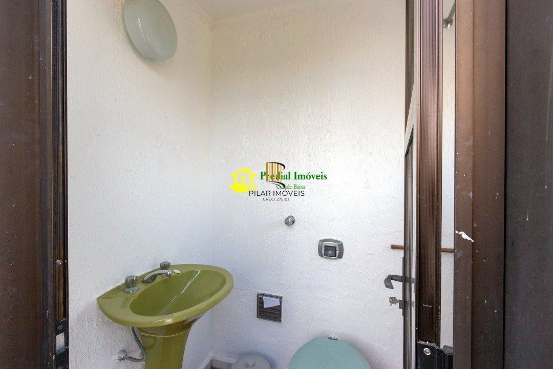 Cobertura para Venda - 306.94m², 3 dormitórios, sendo 2 suites, 2 vagas - Menino