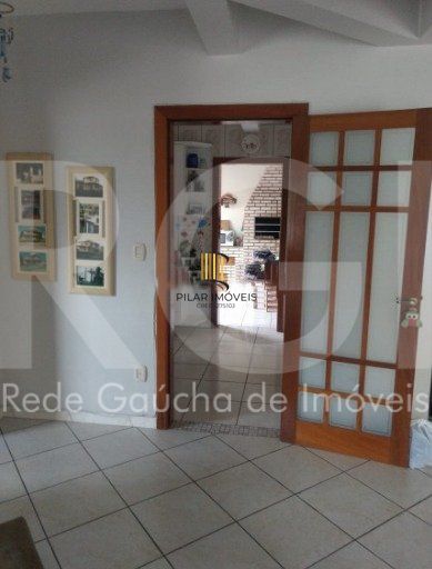 Casa para Venda - 287m², 4 dormitórios, sendo 1 suites, 4 vagas - Partenon