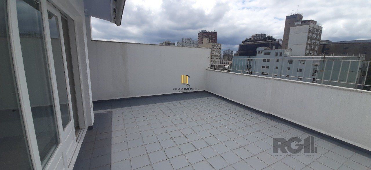Cobertura   3 dormitórios, de frente , sacada integrada, com terraço , garagem c