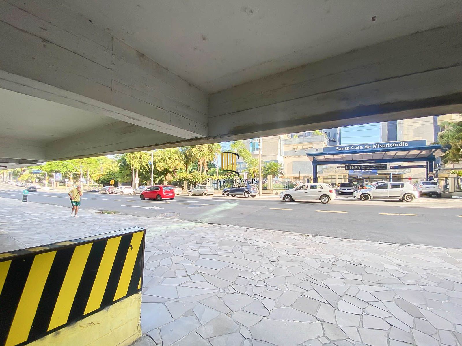 Box de Garagem à Venda em Frente à Santa Casa – Centro de Porto Alegre
