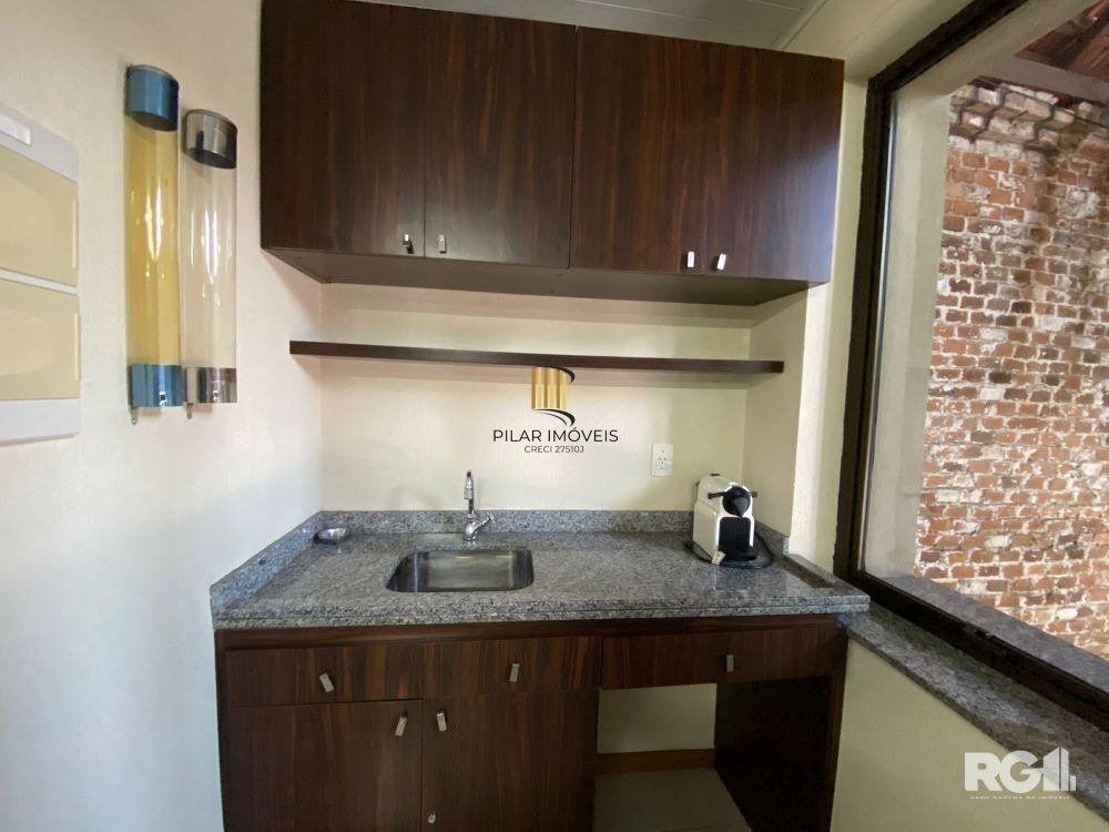 APARTAMENTO 2 DORMITÓRIOS COM VAGA DE GARAGEM COBERTA! CÓD.390235