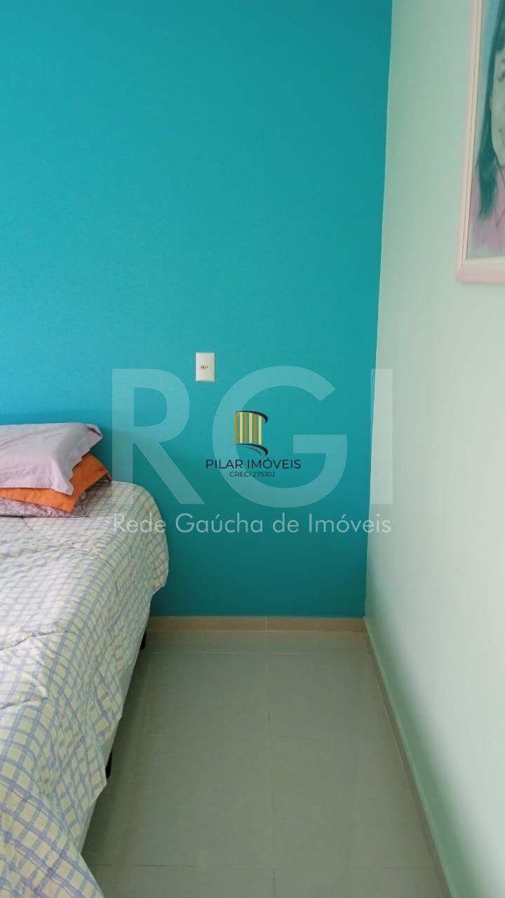 Casa para Venda - 90m², 3 dormitórios, 4 vagas - Maria Regina