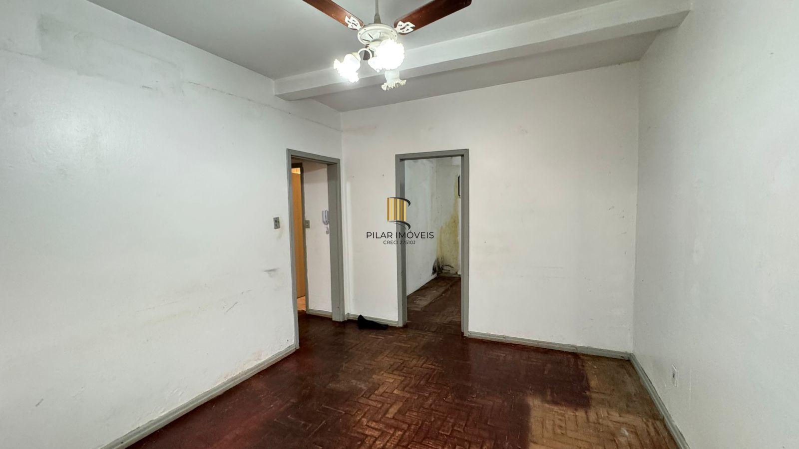 Apartamento 2 dormitórios no bairro Azenha