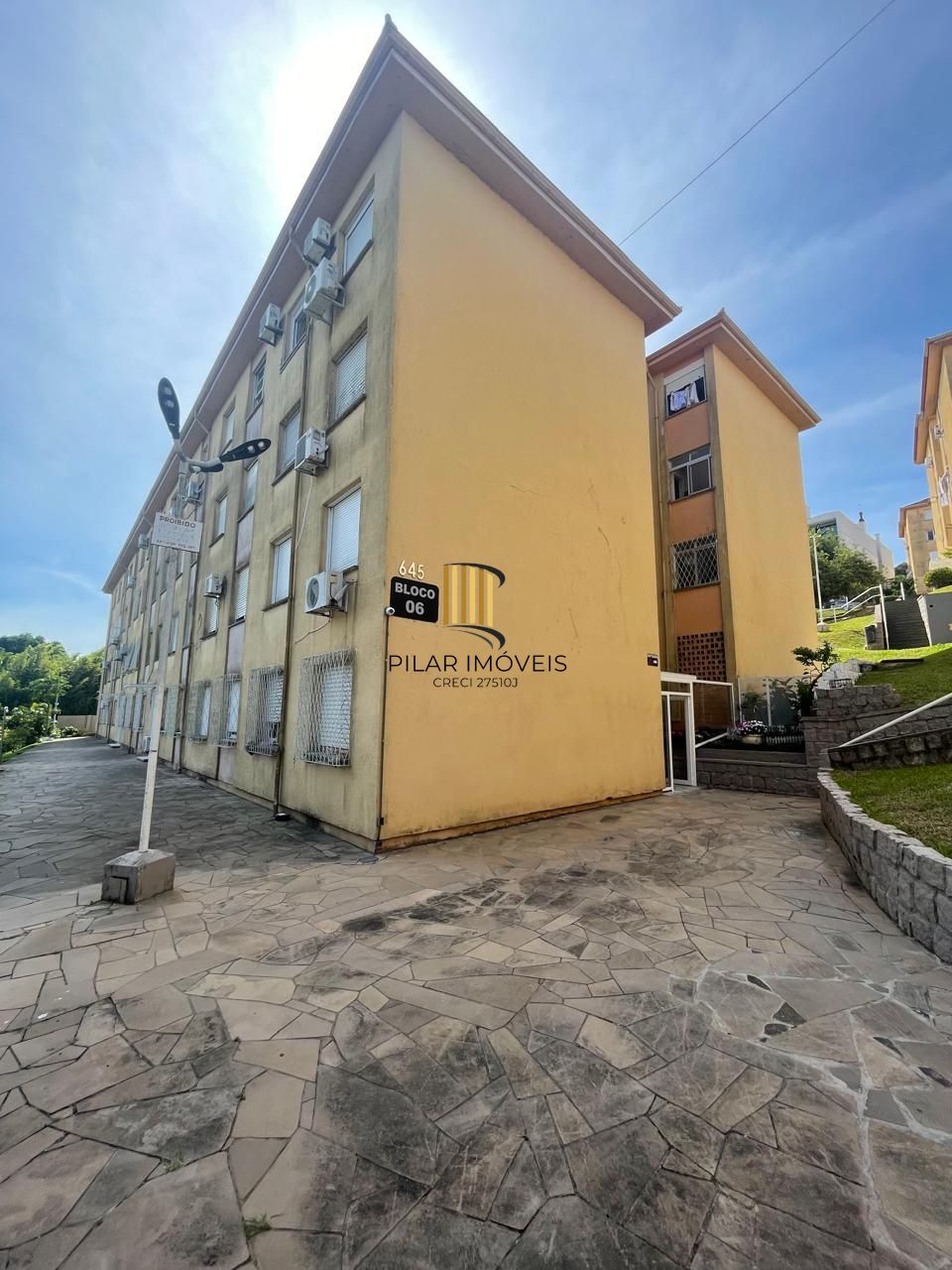 Apartamento01-Dormitorio-Bairro Cristal.