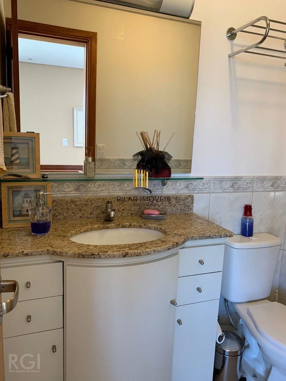 Cobertura para Venda - 310m², 3 dormitórios, sendo 1 suites, 4 vagas - Rio Branc