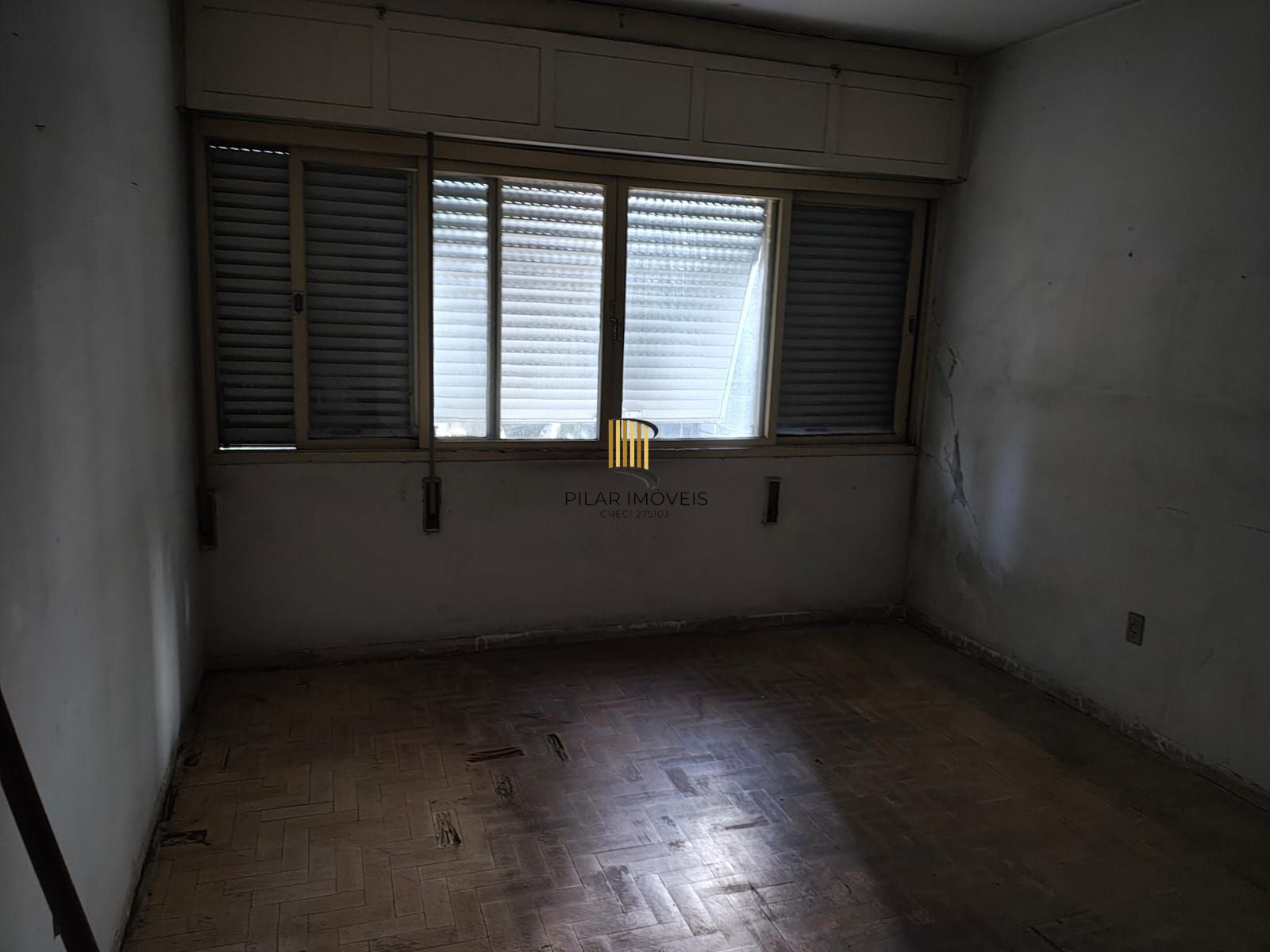 Apartamento 3 dormtórios de frente  bairro Bom Fim- Porto Alegre