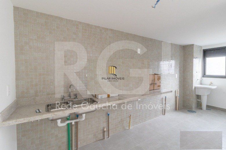 Apartamento para Venda - 100.09m², 3 dormitórios, sendo 3 suites, 2 vagas - Meni