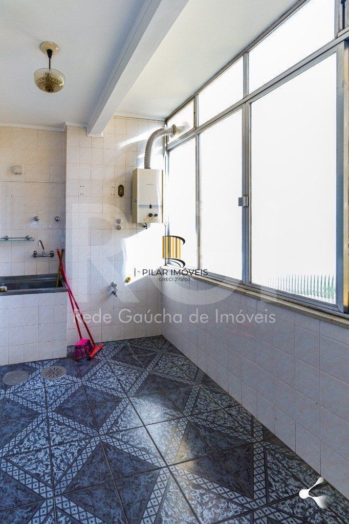 #Apartamento de 3 dormitórios com vaga de garagem no bairro Cidade Baixa.