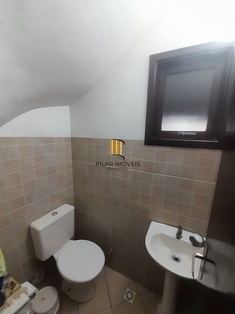 Casa 3 dormitórios para venda no bairro Hípica Condomínio Jardins do Prado.