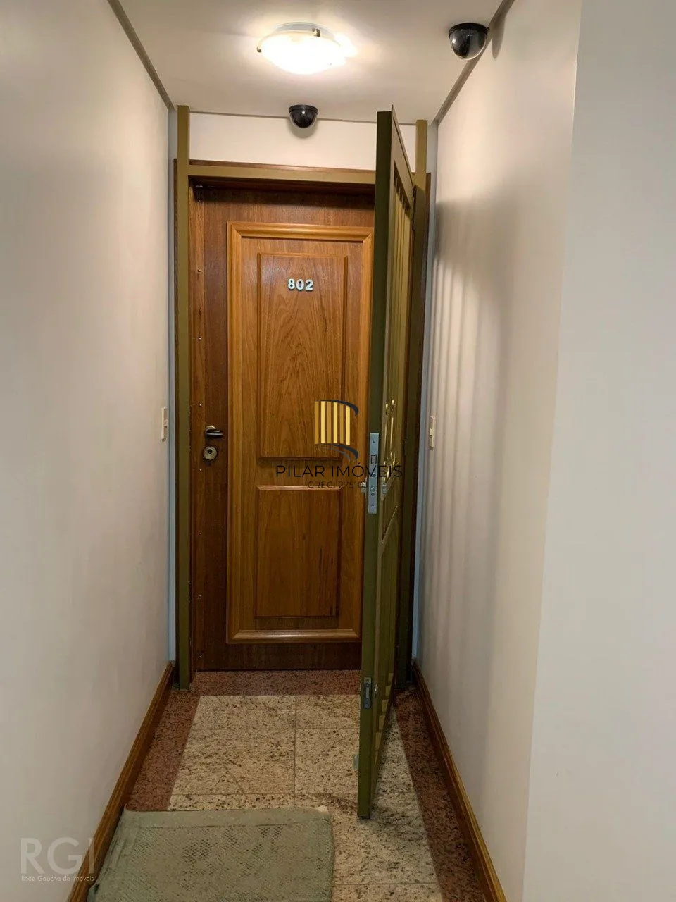 Cobertura para Venda - 310m², 3 dormitórios, sendo 1 suites, 4 vagas - Rio Branc